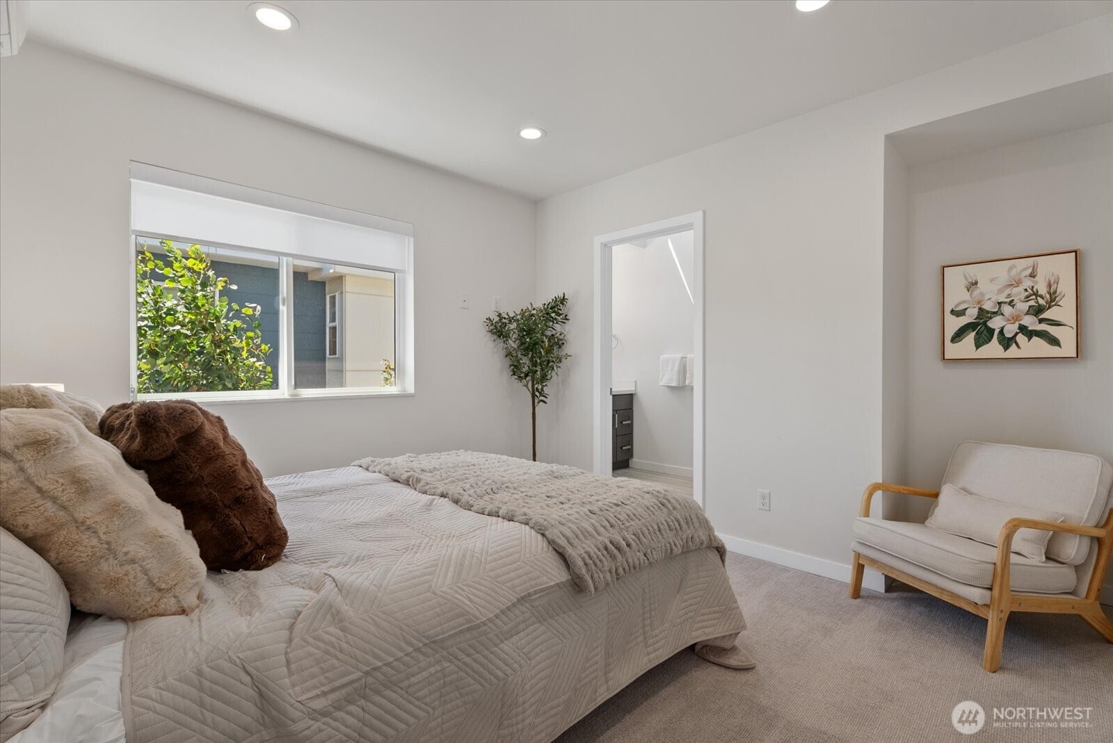 513 South Sullivan Street Seattle, WA 98108 - Photo 15 of 24