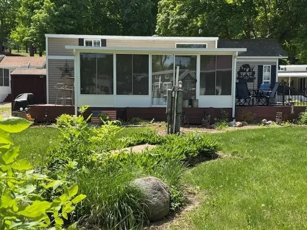 $154,900 | 2221 Reubens Lane Southwest, Unit 20, Farwell, MN 56327