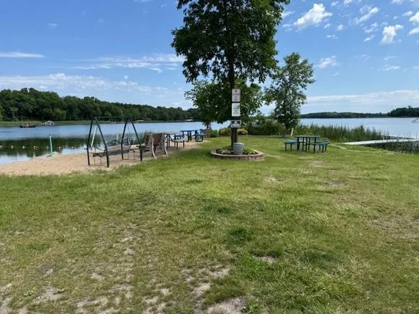 $154,900 | 2221 Reubens Lane Southwest, Unit 20, Farwell, MN 56327