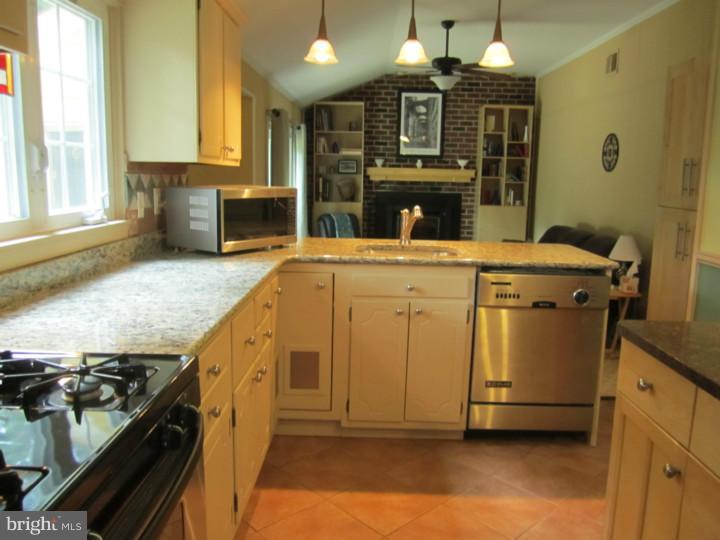 404 Devon Drive Exton, PA 19341 - Photo 3 of 21 Kitchen