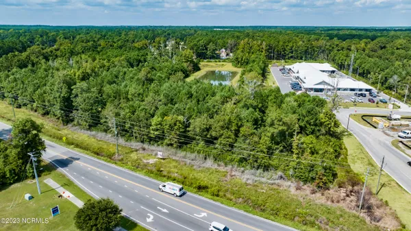 $850,000 | 8 Nc Highway, Hampstead, NC 28443