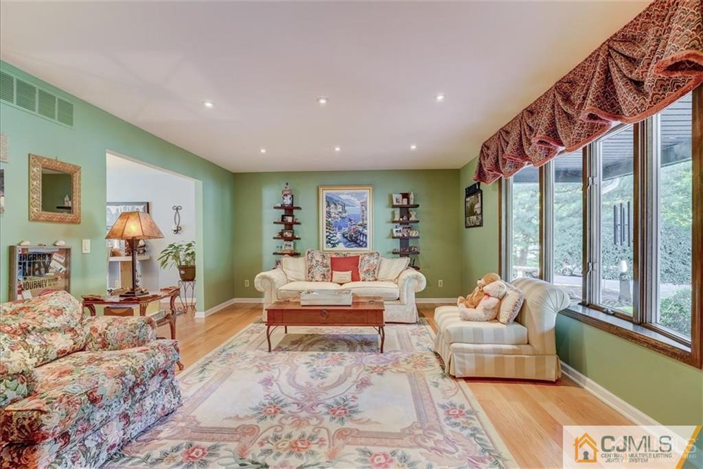 7 Warne Road Old Bridge, NJ 07747 - Photo 14 of 35 Gallery Image 14