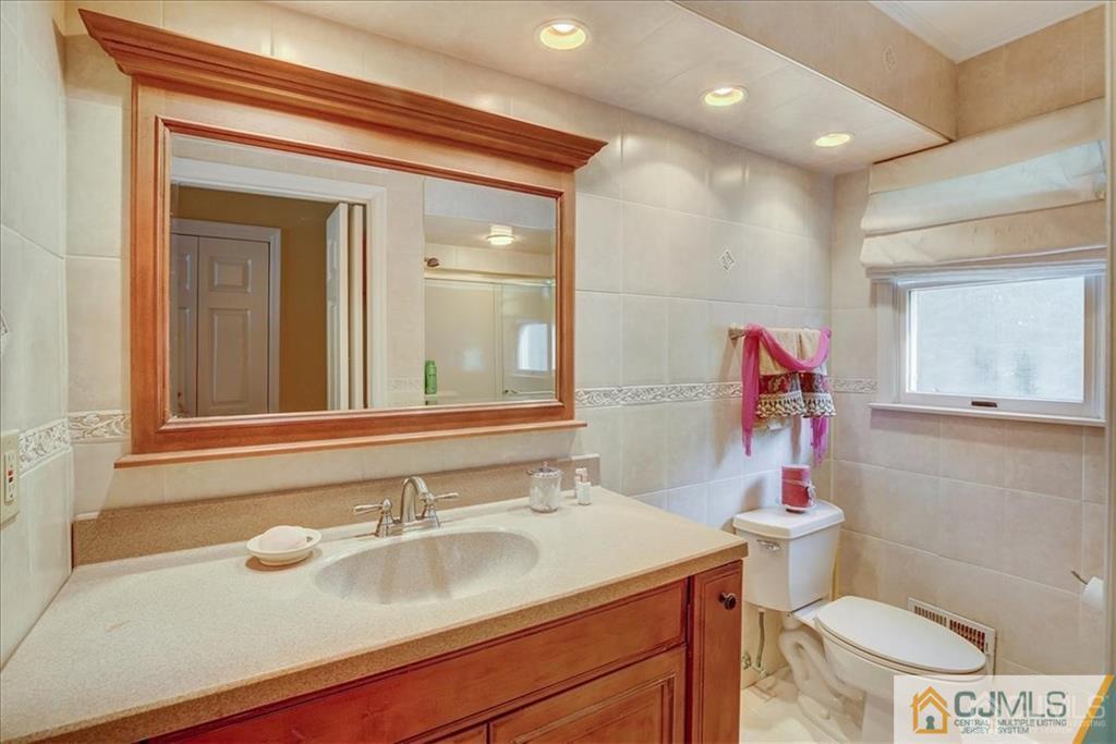 7 Warne Road Old Bridge, NJ 07747 - Photo 17 of 35 Gallery Image 17