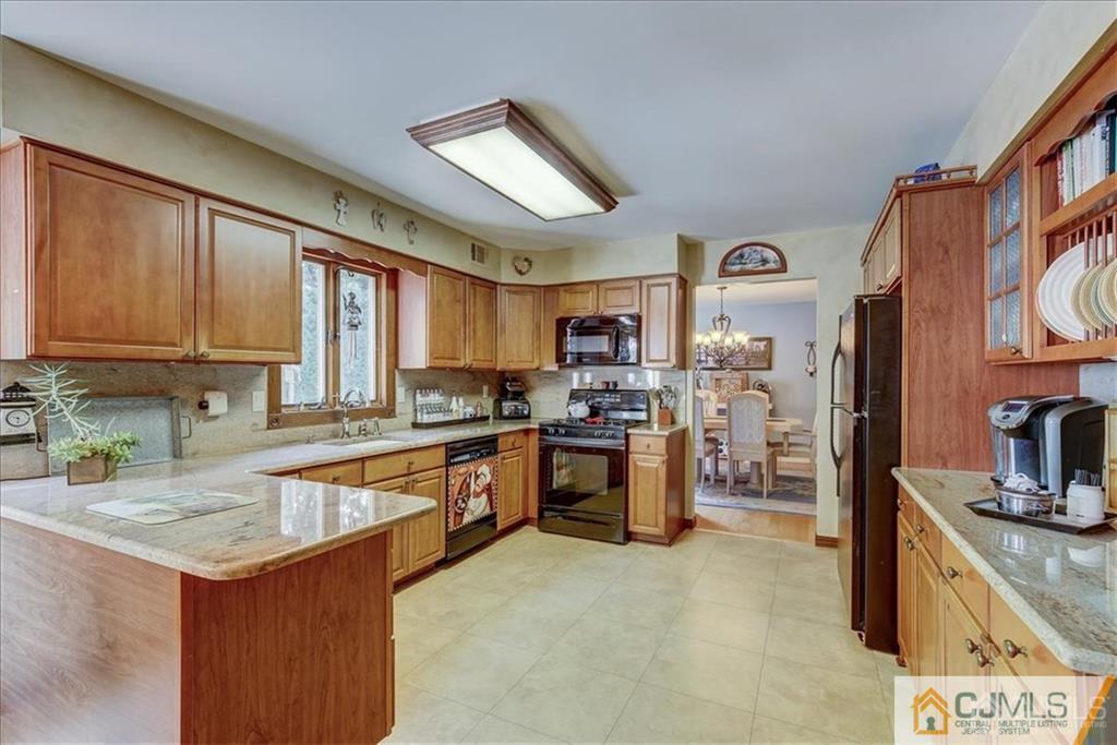 7 Warne Road Old Bridge, NJ 07747 - Photo 6 of 35 Gallery Image 6