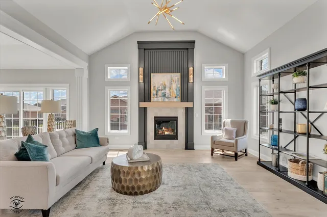 $639,900 | 8855 Milwaukee Breakwater Drive, Frankfort, IL 60423