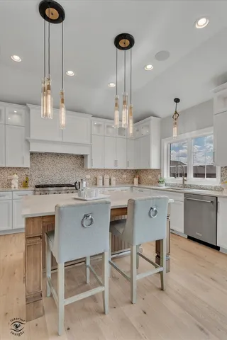 $639,900 | 8855 Milwaukee Breakwater Drive, Frankfort, IL 60423