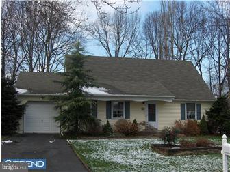 29 Hobbs Road Trenton, NJ 08619 - Photo 1 of 12 Exterior Front