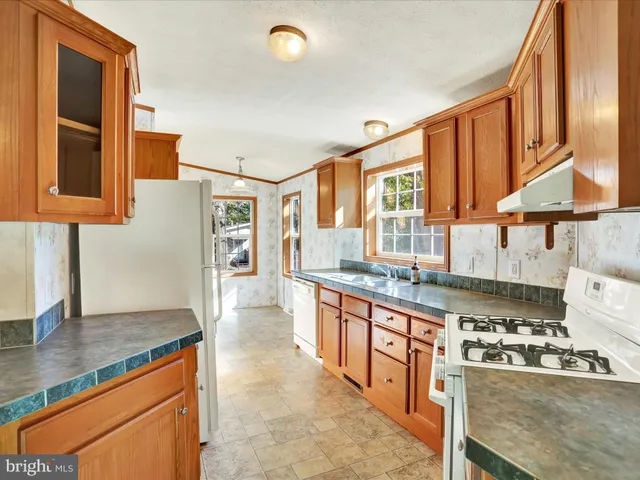 $125,000 | 240 Spies Church Road, Unit 216, Reading, PA 19606