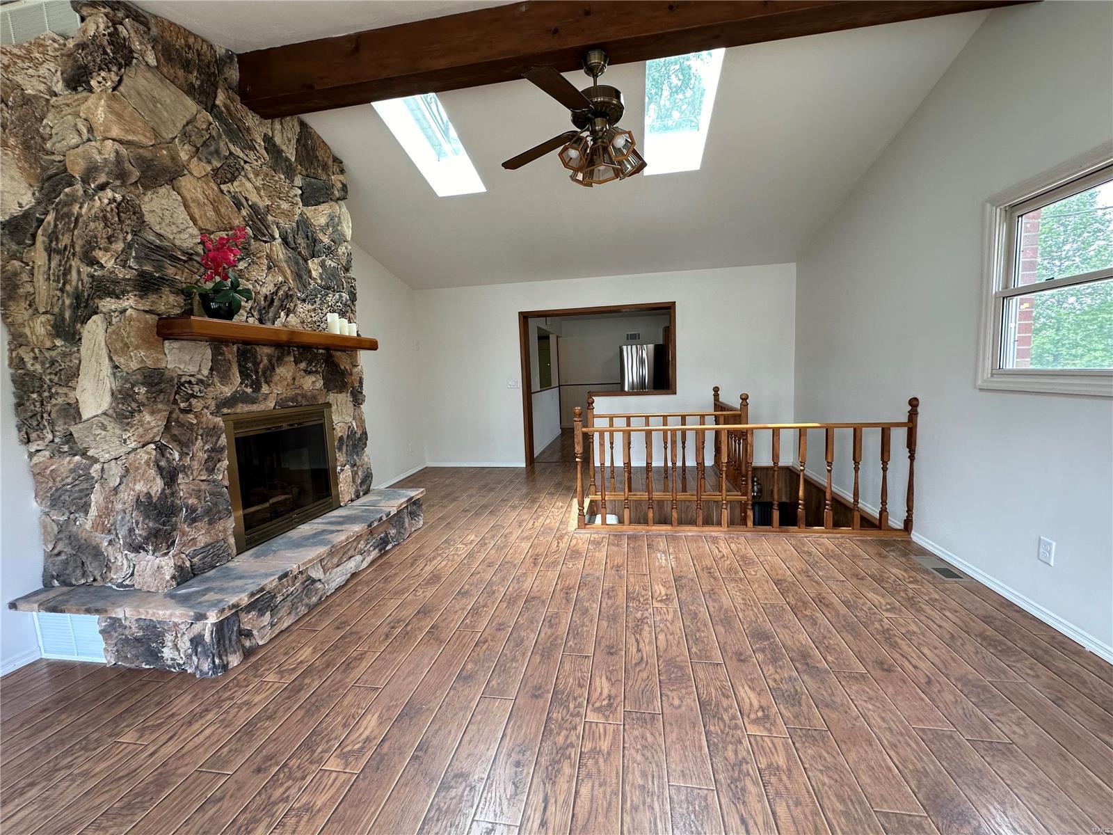 2338 Ritter Drive St. Louis, MO 63114 - Photo 6 of 33 Gallery Image 6