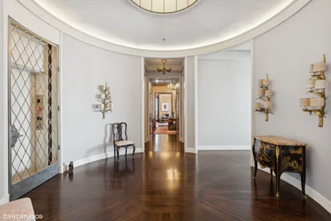 $5,900,000 | 800 North Michigan Avenue, Unit 63PH, Chicago, IL 60611