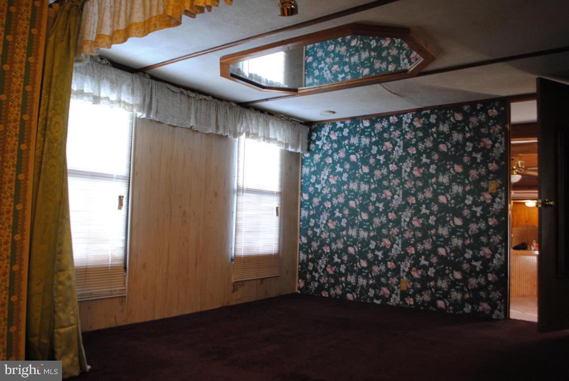 43 Oak Road Elizabethtown, PA 17022 - Photo 9 of 58 Gallery Image 9