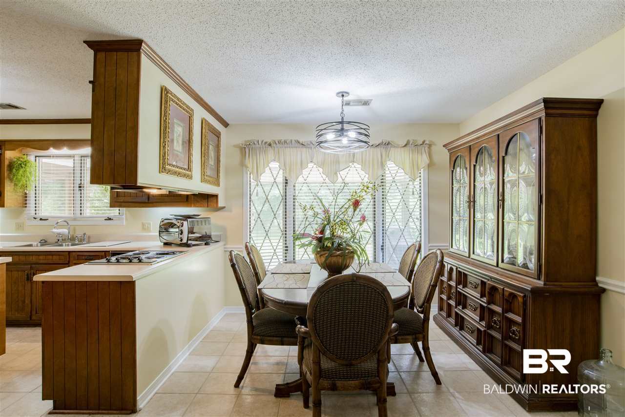 113 Fernway Drive Atmore, AL 36502 - Photo 9 of 25 Dining Room
