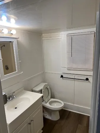 $1,100 | 820 Wheless Avenue, Kerrville, TX 78028