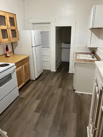 $1,100 | 820 Wheless Avenue, Kerrville, TX 78028