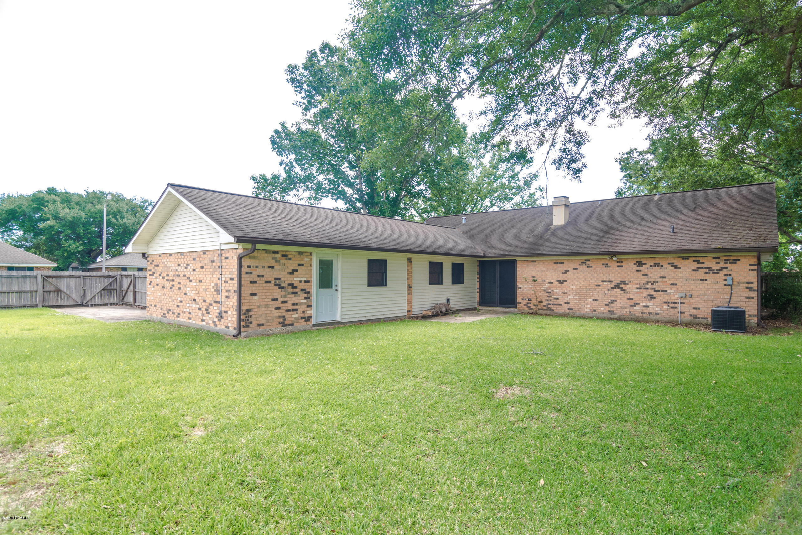 200 South Beau Pre Road Lafayette, LA 70508 - Photo 18 of 22 20200512-DSC_0095