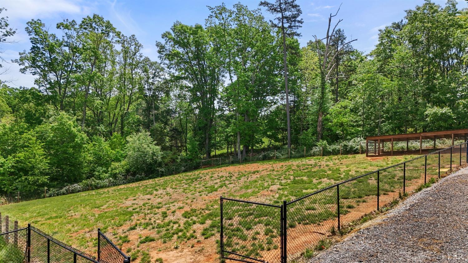 4607 Lowry Road Goode, VA 24556 - Photo 54 of 64