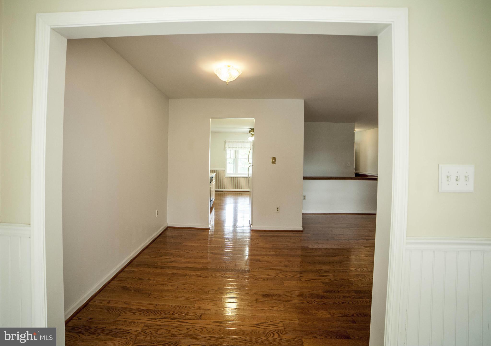 24313 Log House Road Gaithersburg, MD 20882 - Photo 8 of 30 Interior (General)