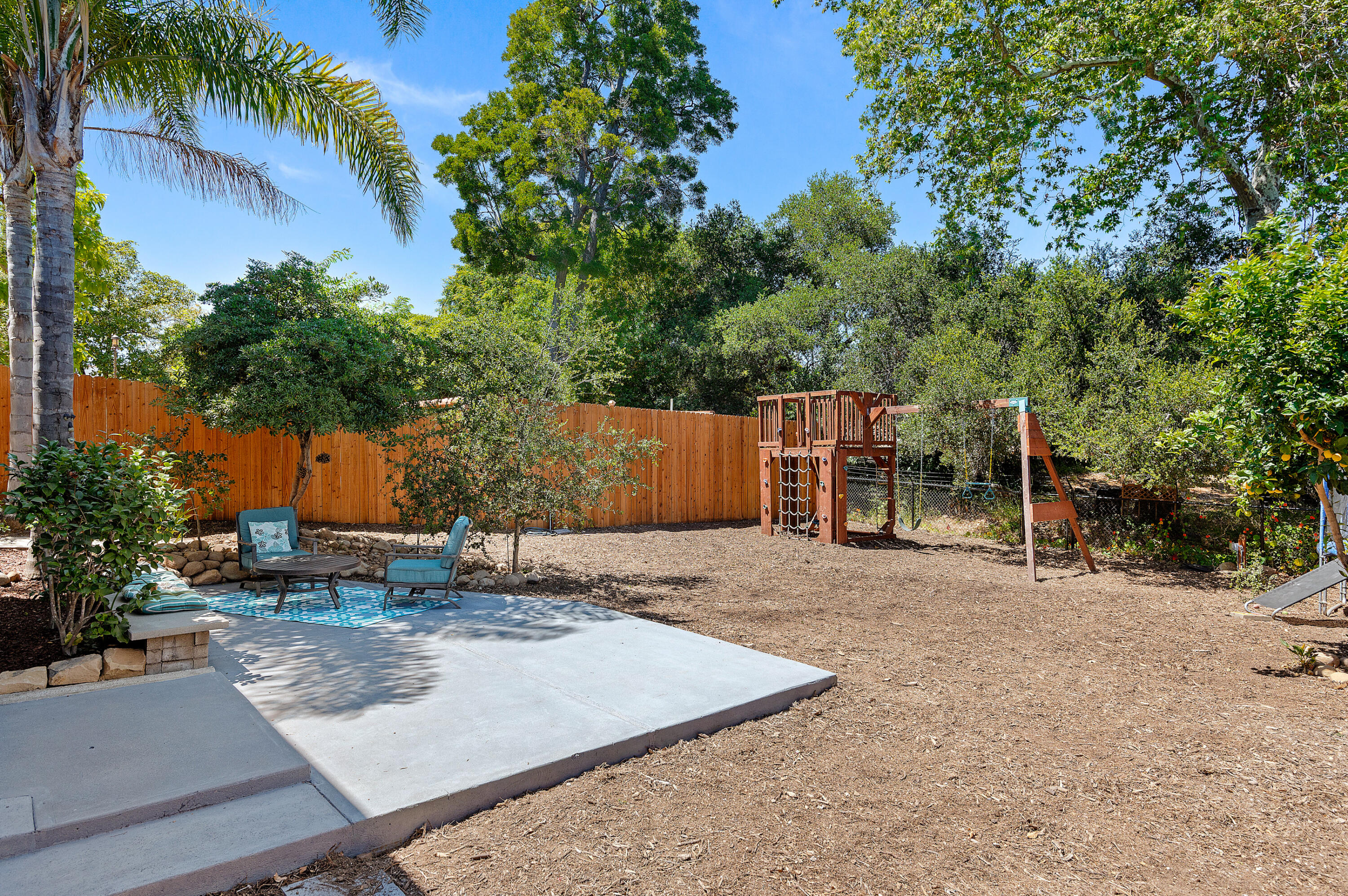2920 Hermosa Road Santa Barbara, CA 93105 - Photo 20 of 24 24 - Back Yard