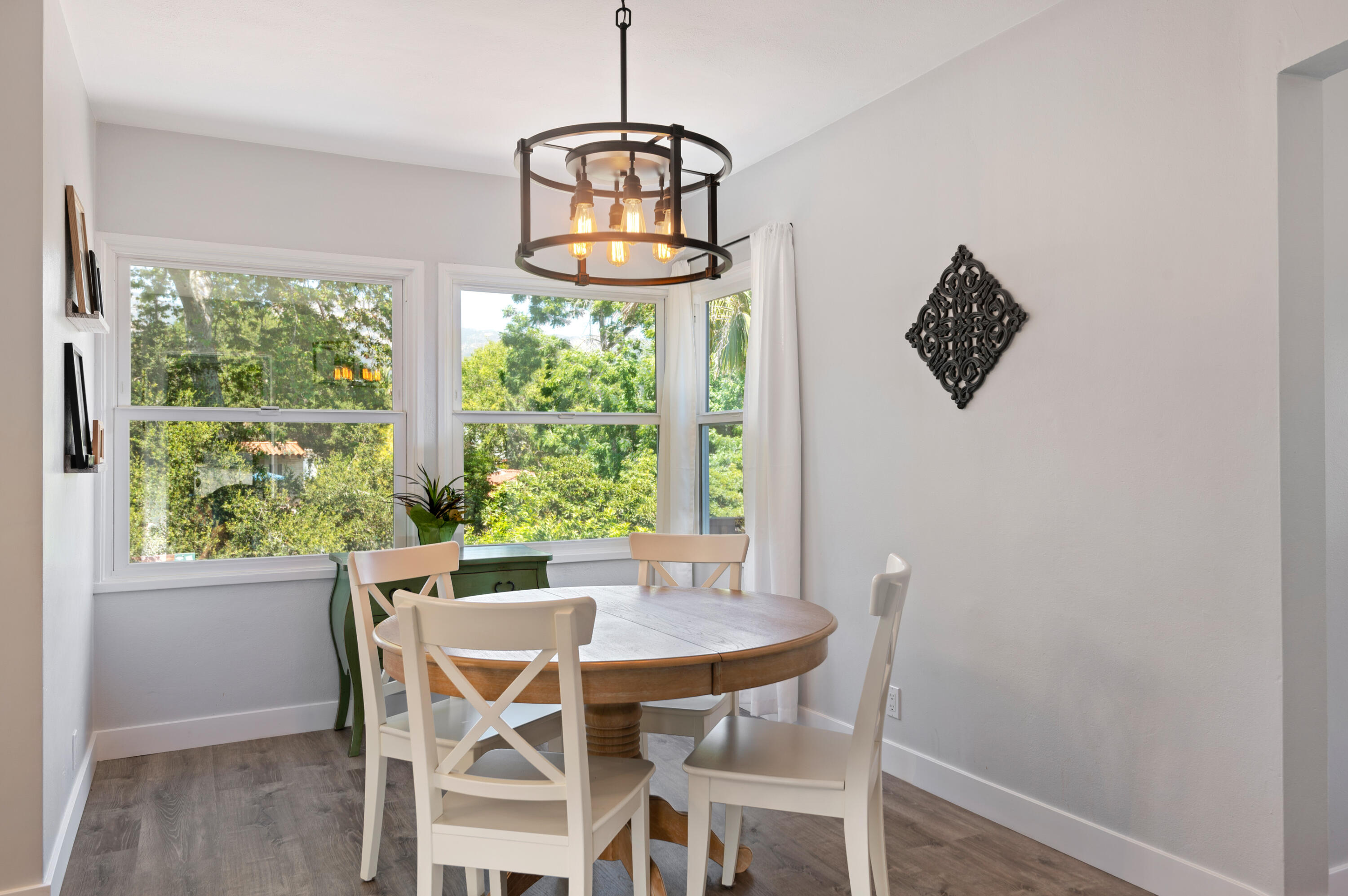 2920 Hermosa Road Santa Barbara, CA 93105 - Photo 10 of 24 14 - Dining