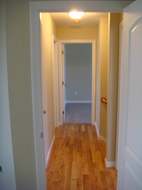 104 Lamont Street Springfield, MA 01119 - Photo 9 of 17 Gallery Image 9