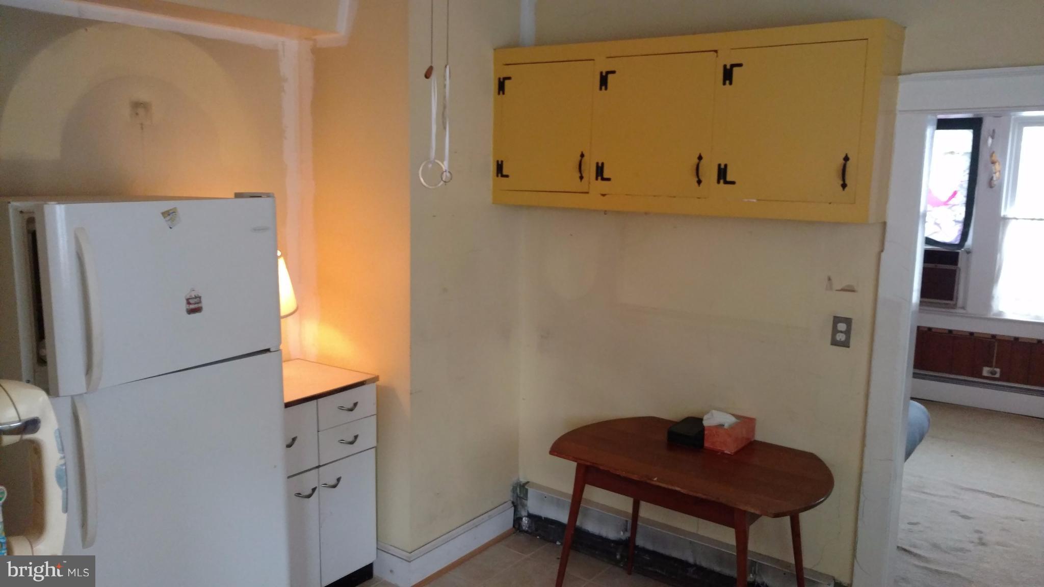 108 Post Road Aberdeen, MD 21001 - Photo 11 of 29 Refrigerator and stove included