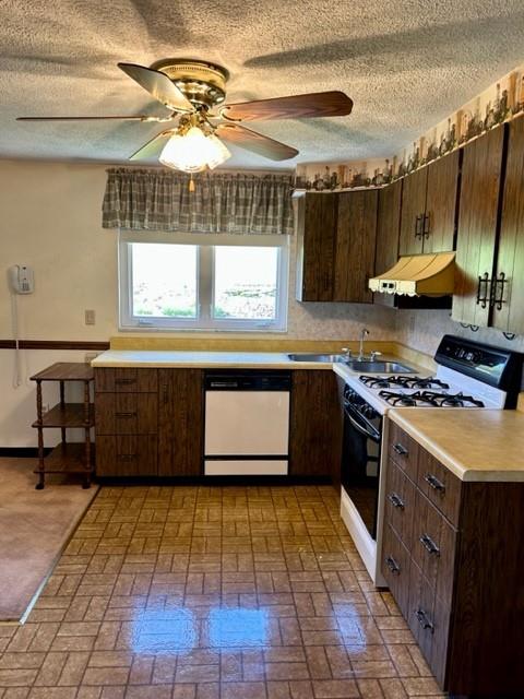 499 Spring Valley Road West Mifflin, PA 15122 - Photo 3 of 25 Gallery Image 3