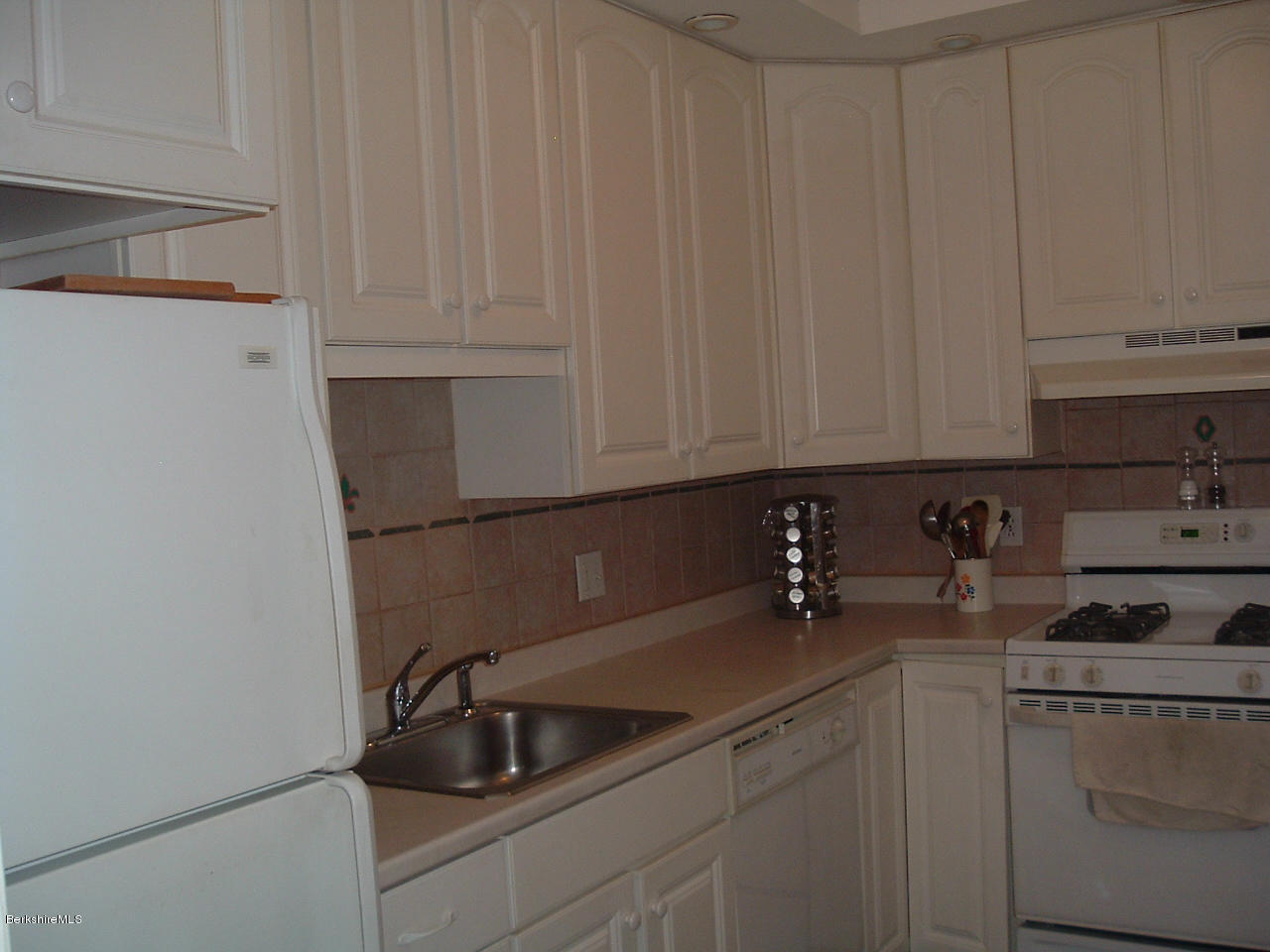 217 Holmes Road Pittsfield, MA 01201 - Photo 12 of 22 217 Holmes kitchen