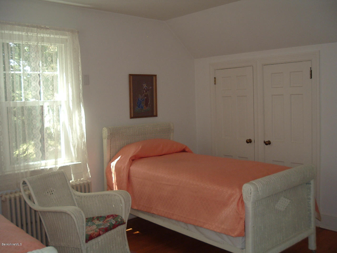 217 Holmes Road Pittsfield, MA 01201 - Photo 17 of 22 217 Holmes BR 2 double closet