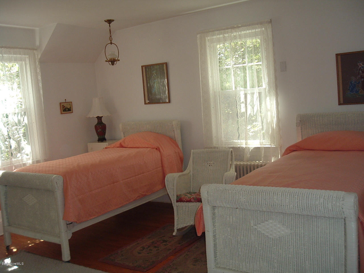 217 Holmes Road Pittsfield, MA 01201 - Photo 18 of 22 217 Holmes BR 2