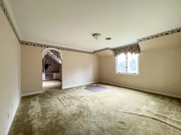 $750,000 | 202 Oak Hill Drive, McMinnville, TN 37110