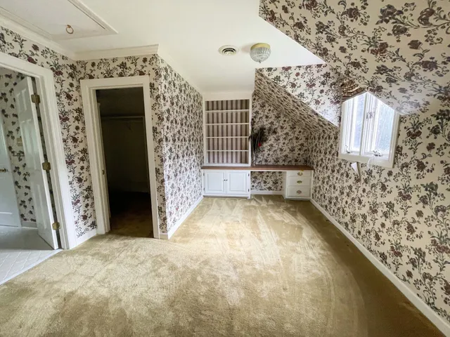 $750,000 | 202 Oak Hill Drive, McMinnville, TN 37110