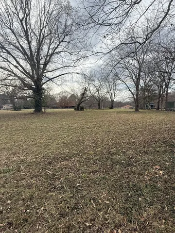 $750,000 | 202 Oak Hill Drive, McMinnville, TN 37110