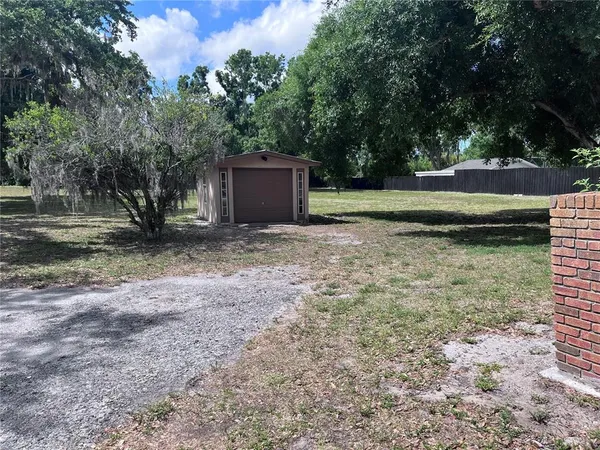 $1,900 | 6524 48th Ave Drive East, Bradenton, FL 34203