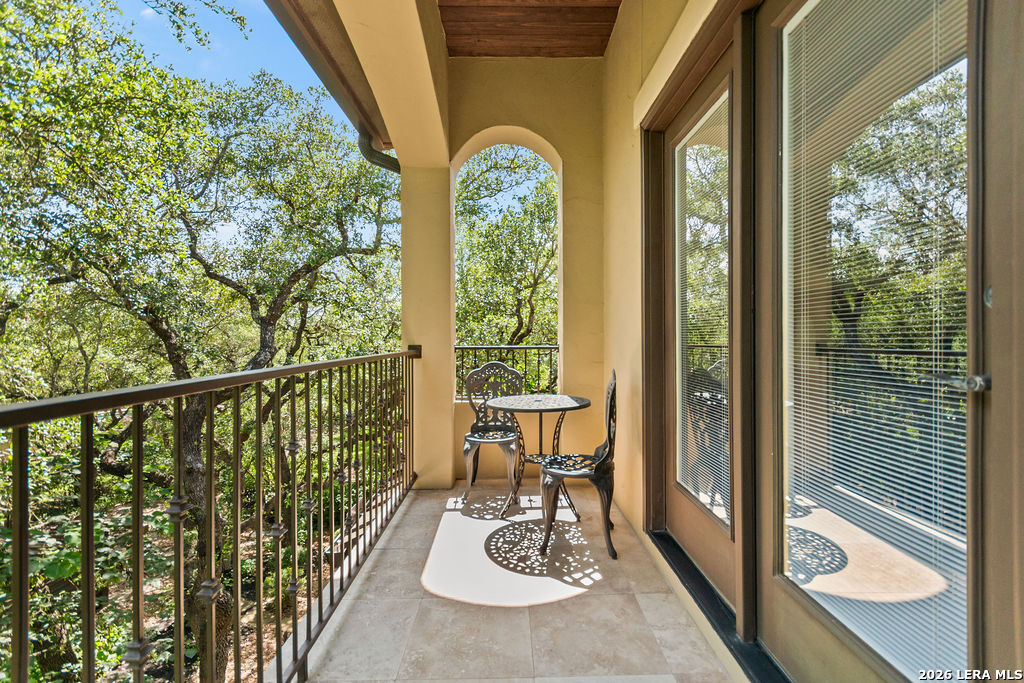 25 Stone Terrace Fair Oaks Ranch, TX 78015 - Photo 34 of 95