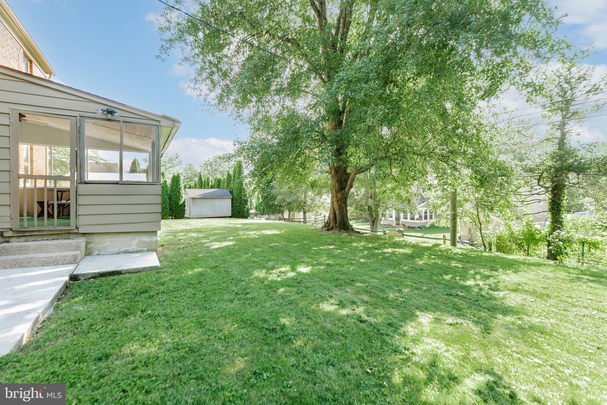 1636 Alston Road Towson, MD 21204 - Photo 27 of 29 Well kept yard with mature tree