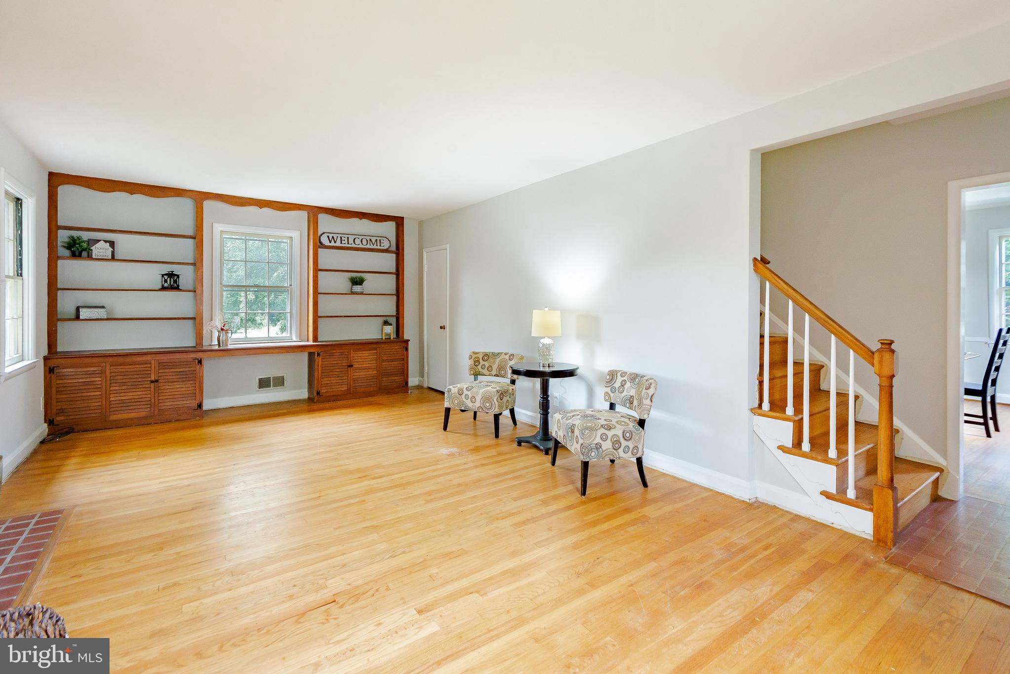 1636 Alston Road Towson, MD 21204 - Photo 3 of 29 Fantastic hardwoods throughout New Windows coming