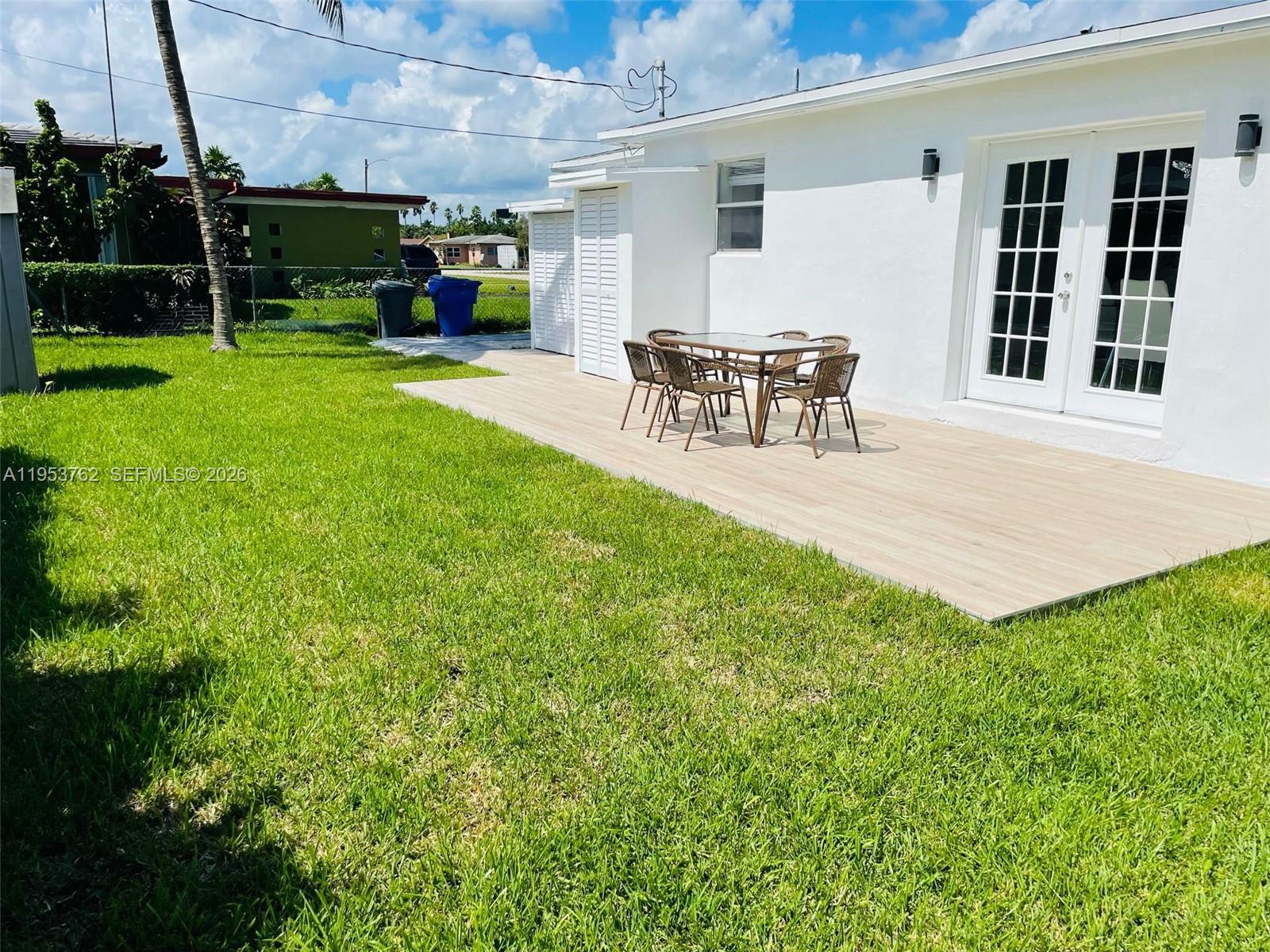 2802 Jackson Street Hollywood, FL 33020 - Photo 19 of 20