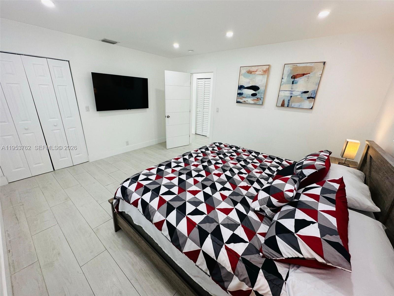 2802 Jackson Street Hollywood, FL 33020 - Photo 10 of 20