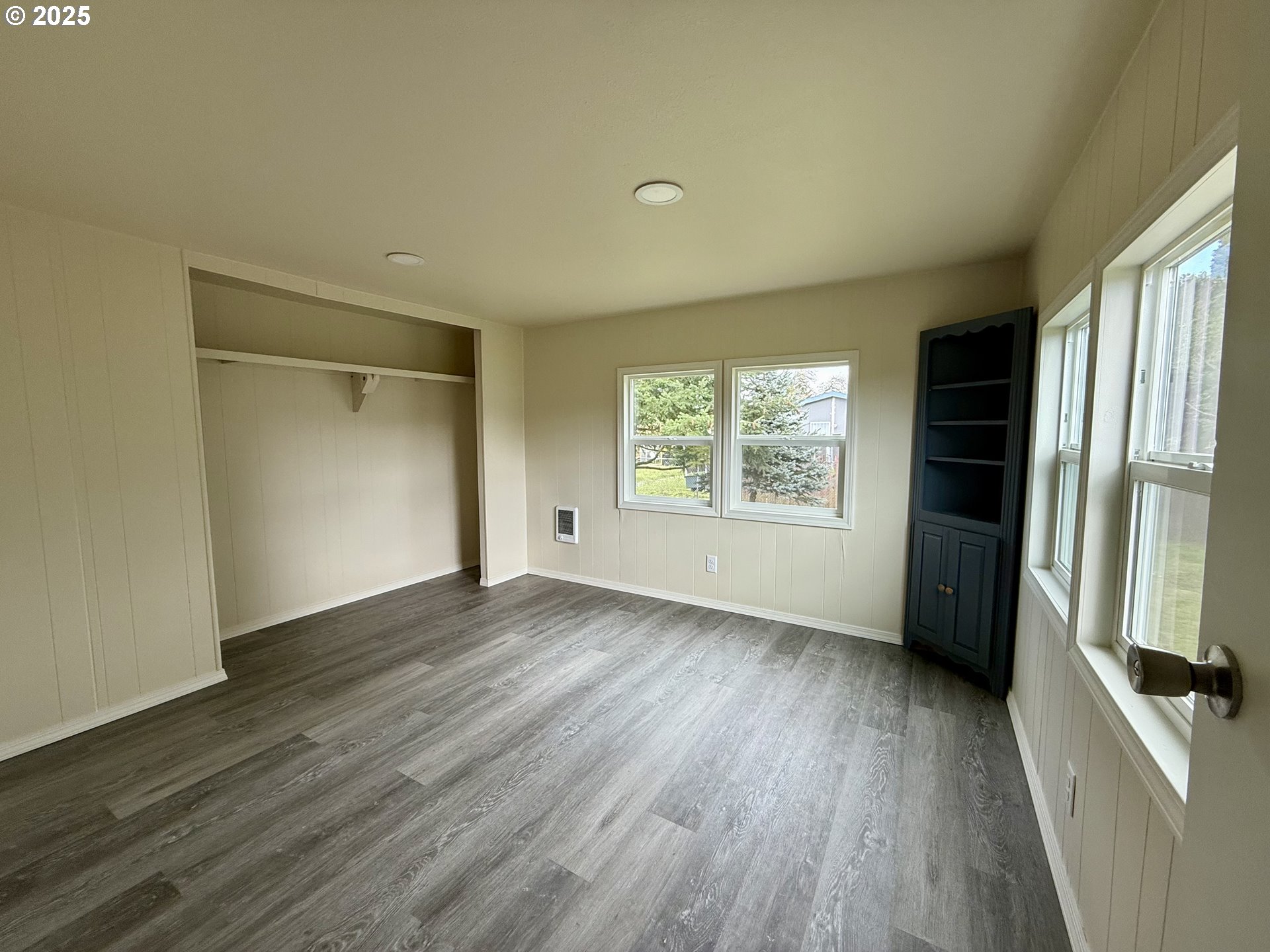 1215 36th Street Springfield, OR 97478 - Photo 14 of 20 Bedroom