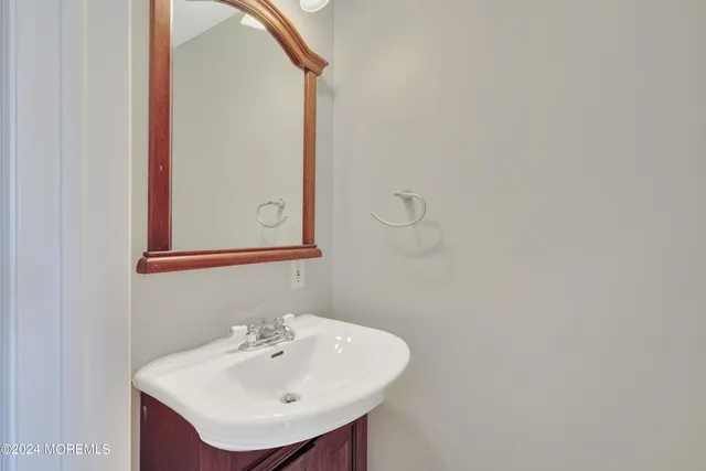 $3,695 | 22 Brookside Court, Toms River, NJ 08753