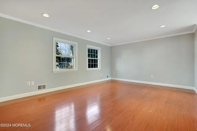 $3,695 | 22 Brookside Court, Toms River, NJ 08753