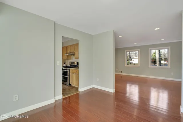 $3,695 | 22 Brookside Court, Toms River, NJ 08753