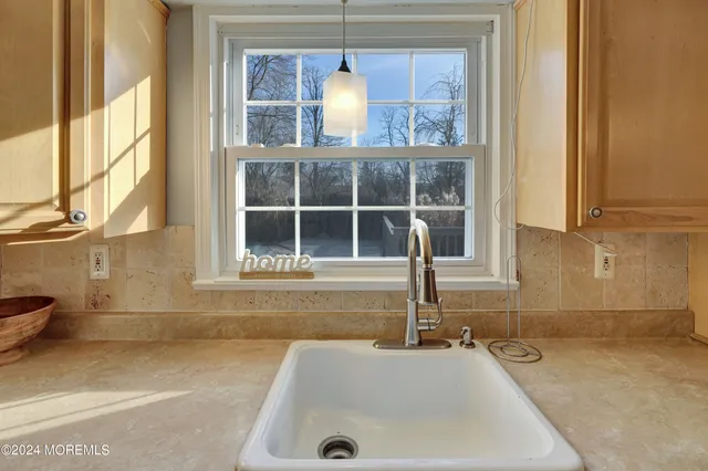 $3,695 | 22 Brookside Court, Toms River, NJ 08753