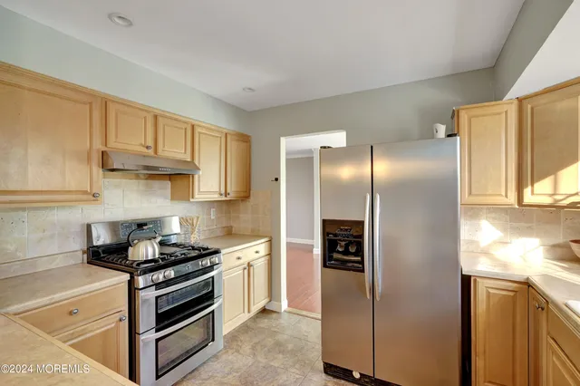 $3,695 | 22 Brookside Court, Toms River, NJ 08753