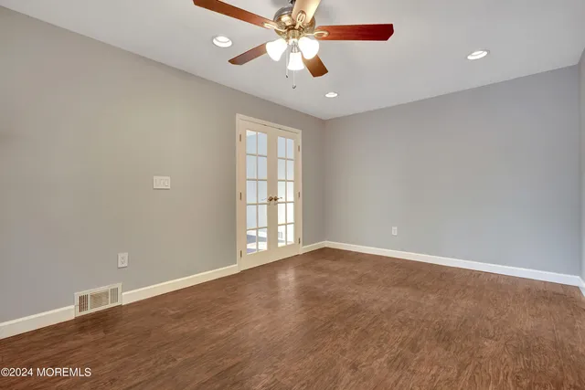 $3,695 | 22 Brookside Court, Toms River, NJ 08753