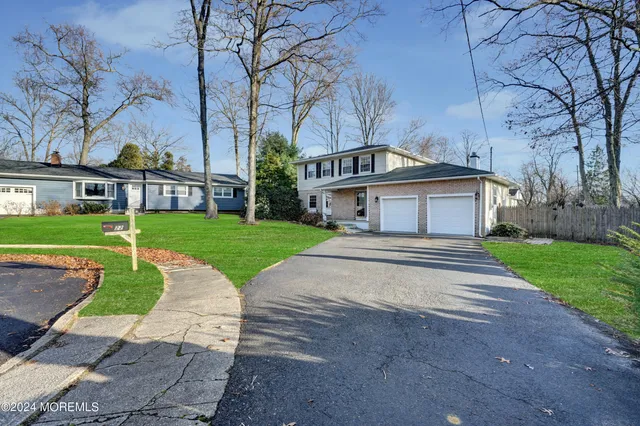 $3,695 | 22 Brookside Court, Toms River, NJ 08753