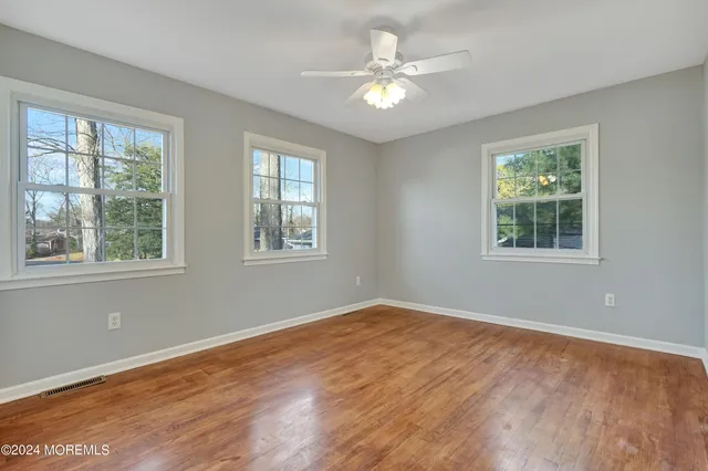 $3,695 | 22 Brookside Court, Toms River, NJ 08753