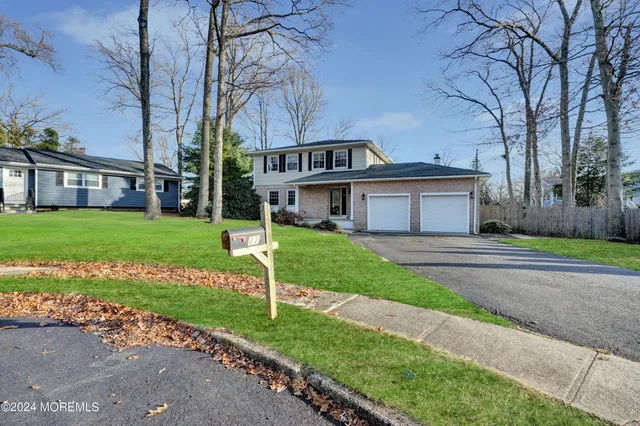 $3,695 | 22 Brookside Court, Toms River, NJ 08753