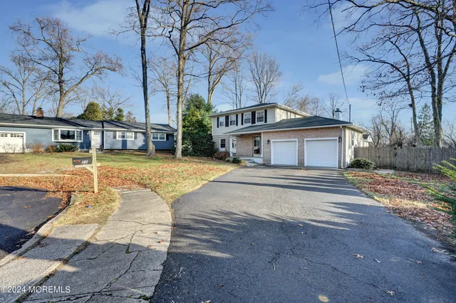 $3,695 | 22 Brookside Court, Toms River, NJ 08753