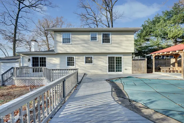 $3,695 | 22 Brookside Court, Toms River, NJ 08753